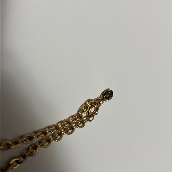 Vintage Avon Necklace - Picture 3 of 4